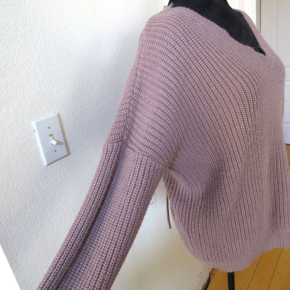 Charlotte Russe Lace-up Back Sweater V-Neck Dusty Mauve M Boho GUC - Picture 4 of 9
